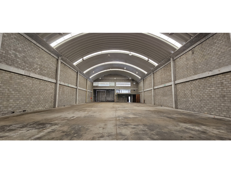 Vendo Bodega Autopista Medellín 1.283 M2 - 1