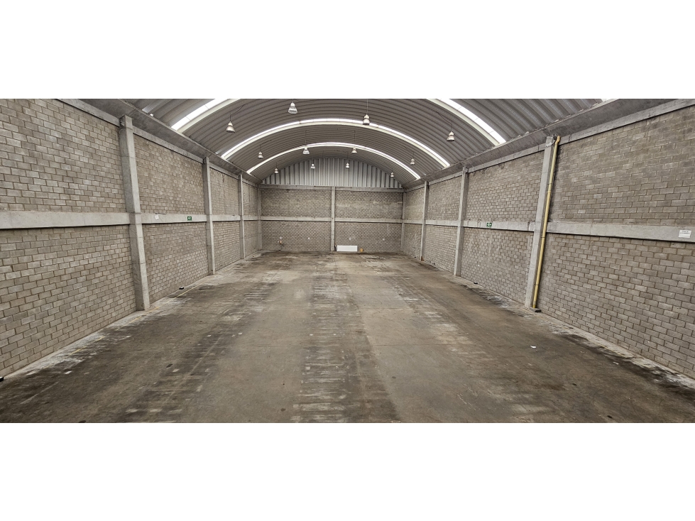 Vendo Bodega Autopista Medellín 1.283 M2 - 2