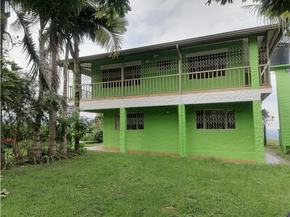 CASA EN VENTA TENA CUNDINAMARCA 170M²