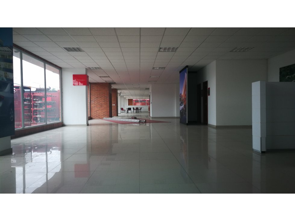 Arriendo Edificio en la Autopista Medellín - 4