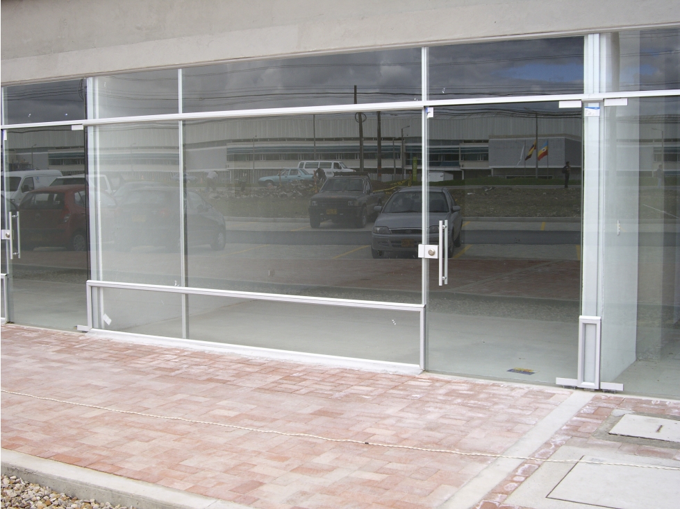Arriendo Local Autopista Medellin 49 M2 - 6