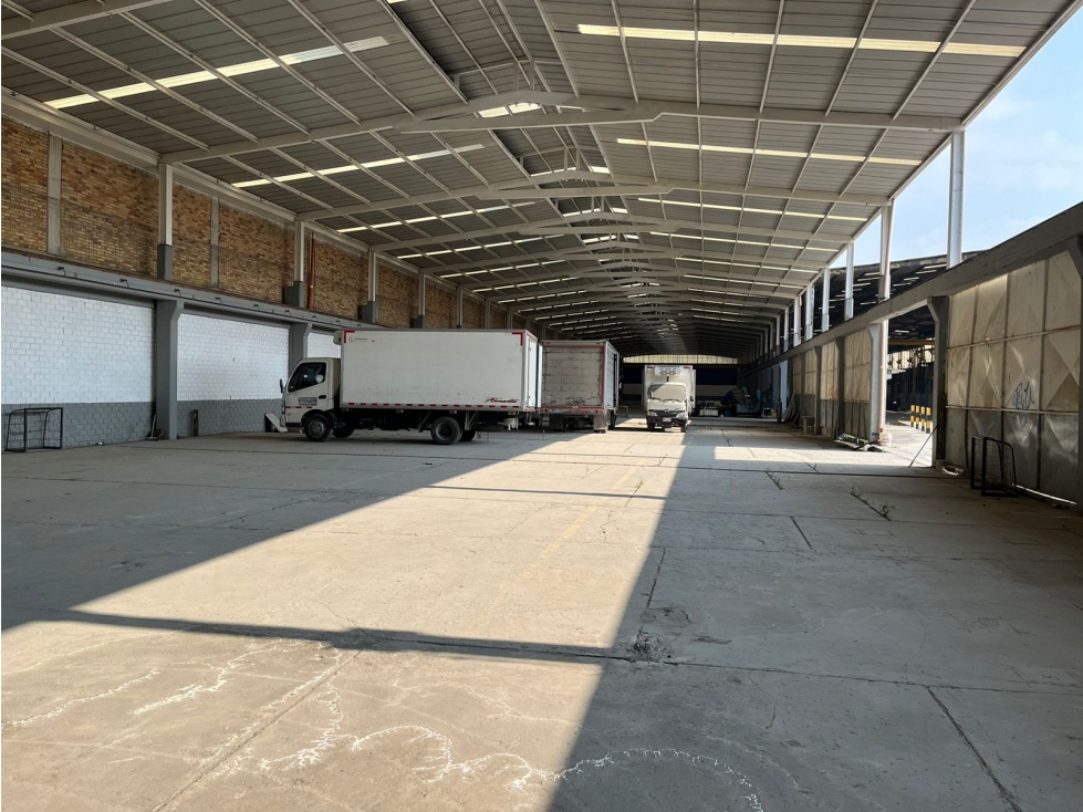 VENDE BODEGA 7.000 M2 MADRID CUNDINAMARCA - 2