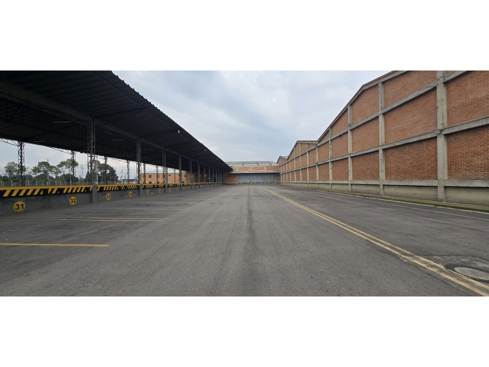 Se Arrienda Centro Logístico Mosquera Cundinamarca 16.000 M2 - 3