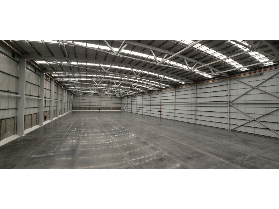 Arrendamiento Bodegas Clase A 5.320 M2 - 2