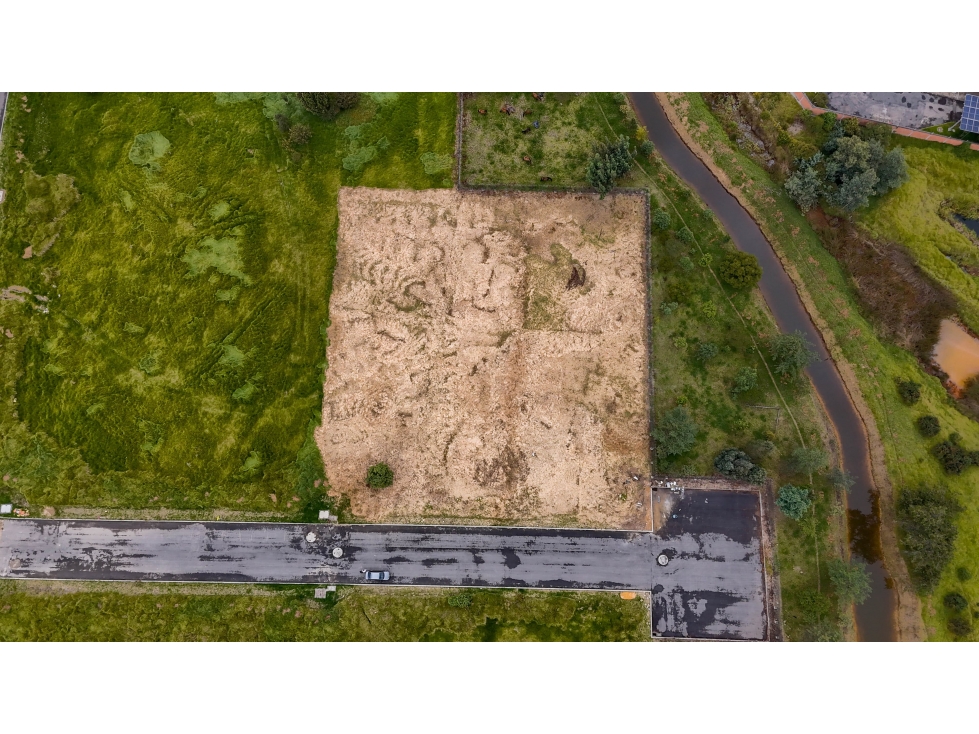 Venta Lote Industrial Autopista Medellín 10.350 M2 - 2