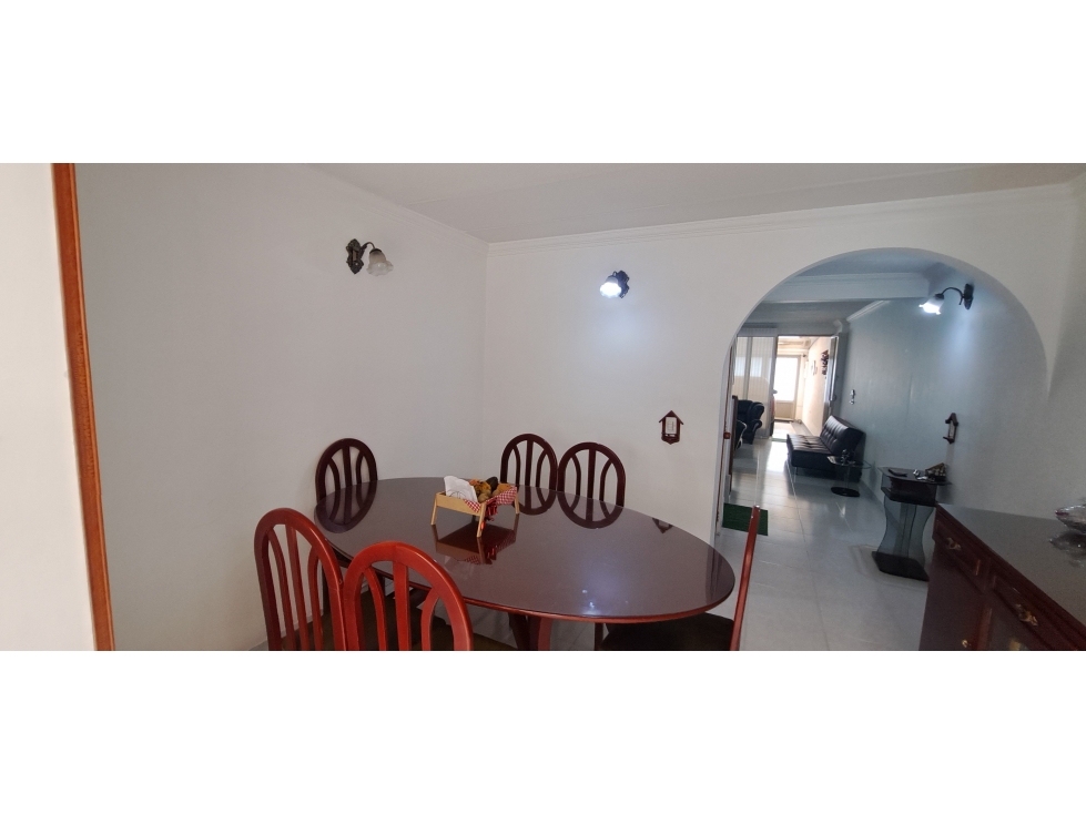 En venta Casa De 3 Pisos En Américas Occidental- Amplia y versatil — foto 5