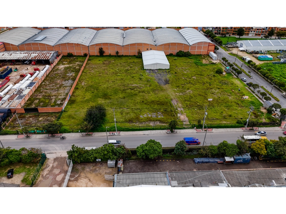 SE VENDE LOTE 4000 M2 MOSQUERA - 1