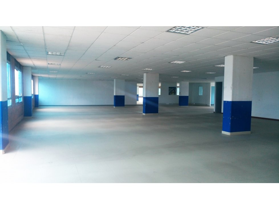 Arriendo Oficinas en Autopista Medellín - 2