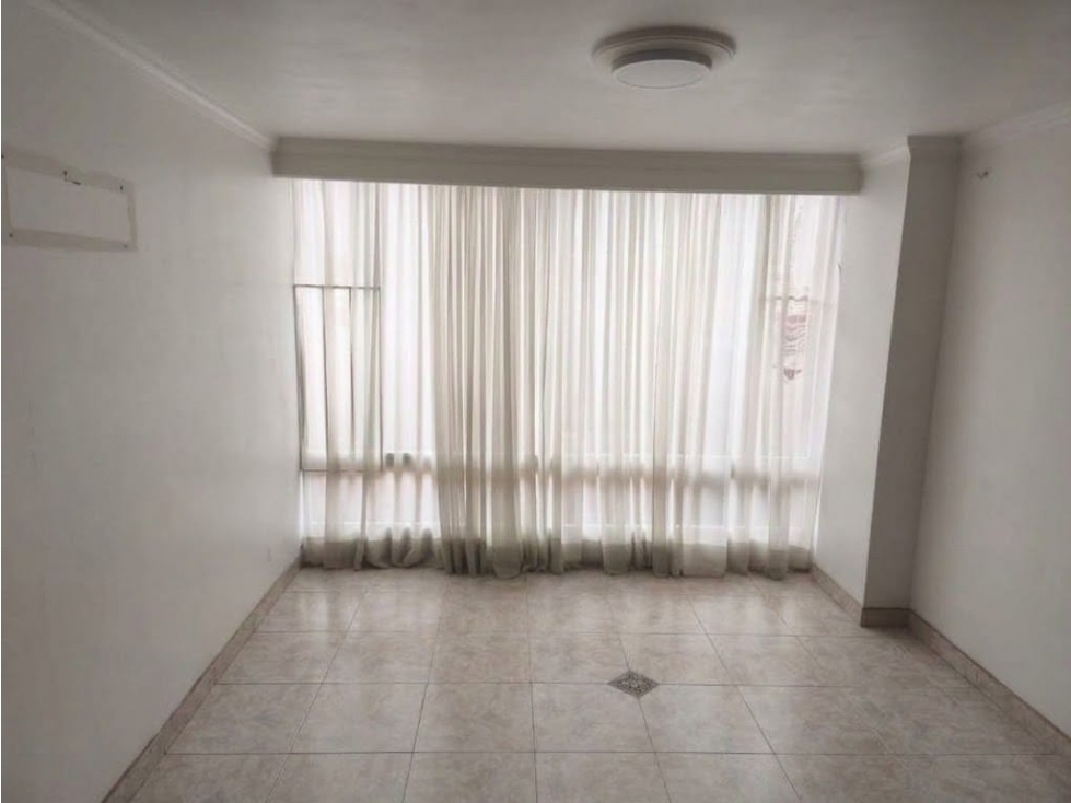 APARTAMENTO EN VENTA MAZUREN