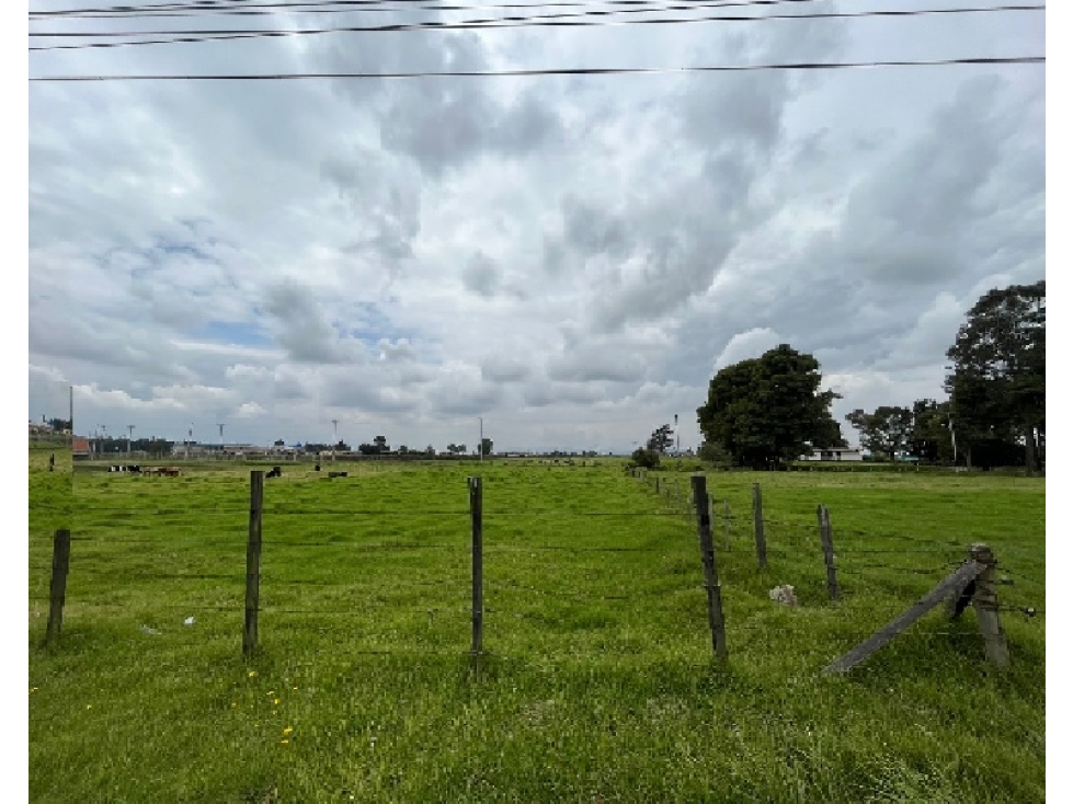LOTE EN VENTA 6.400 M2 AUTOPISTA MEDELLIN - 6