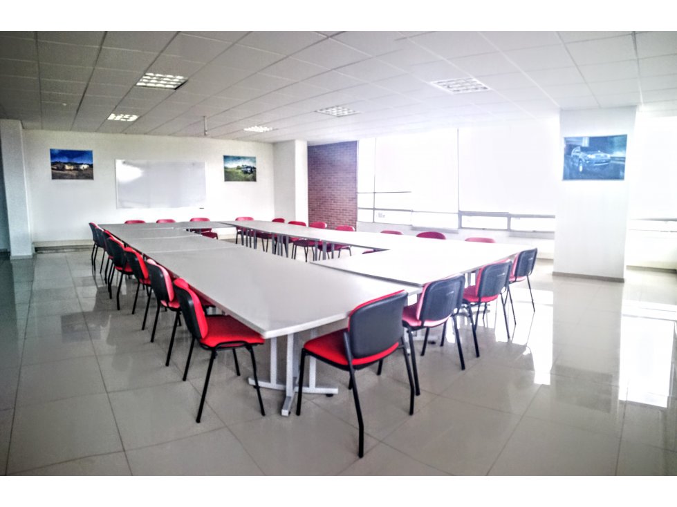 Arriendo Edificio en la Autopista Medellín - 1