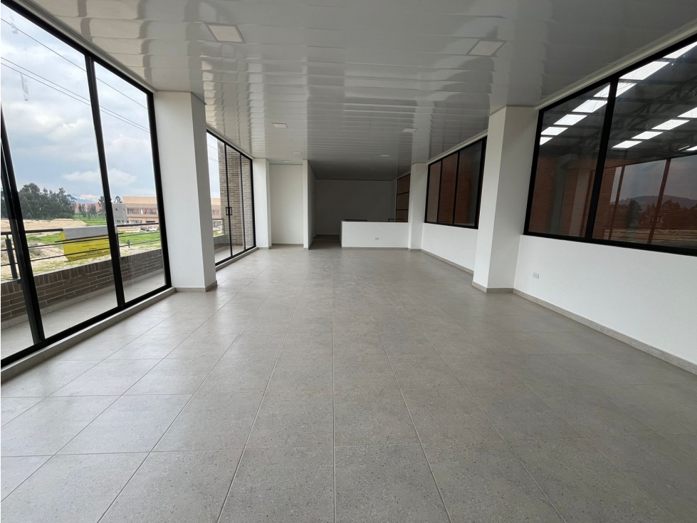 ARRIENDA BODEGA 668 M2 MADRID - 4
