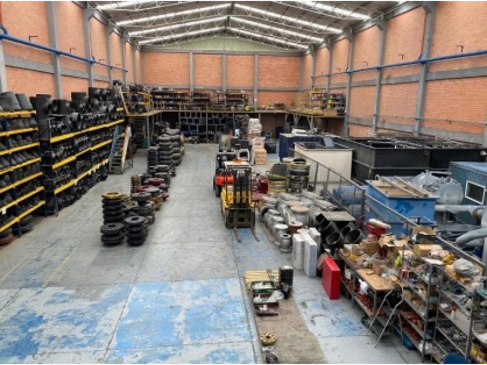 SE VENDE BODEGA 1.867 M2 EN SIBERIA - 3