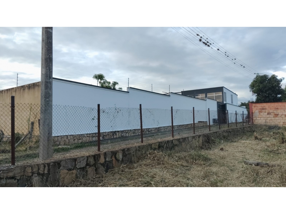 SE VENDE LOTE EN VEREDA LA PUERTA SECTOR CHINAUTA - 4