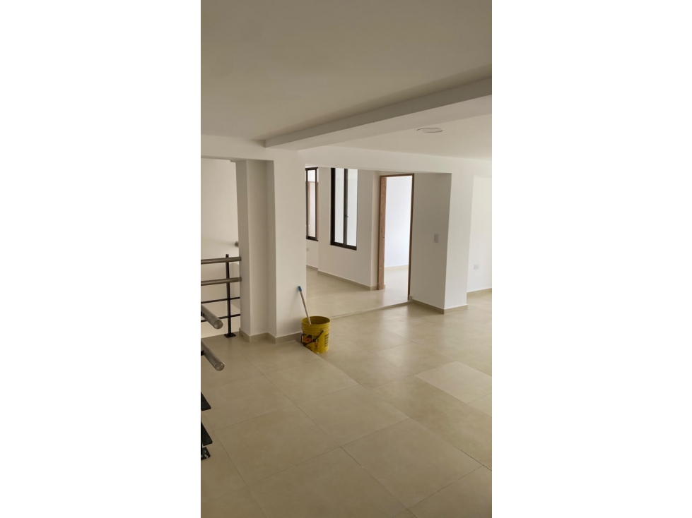 SE ARRIENDA SEGUNDO PISO COMERCIAL EN EL BARRIO BONANZA - FRAP — foto 4