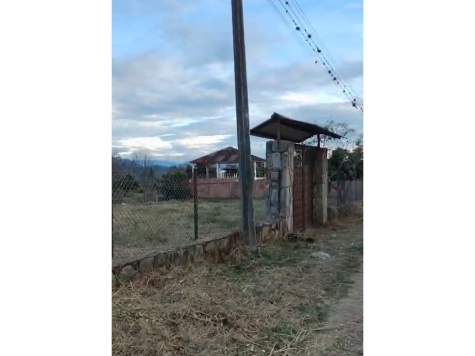 SE VENDE LOTE EN VEREDA LA PUERTA SECTOR CHINAUTA - 2