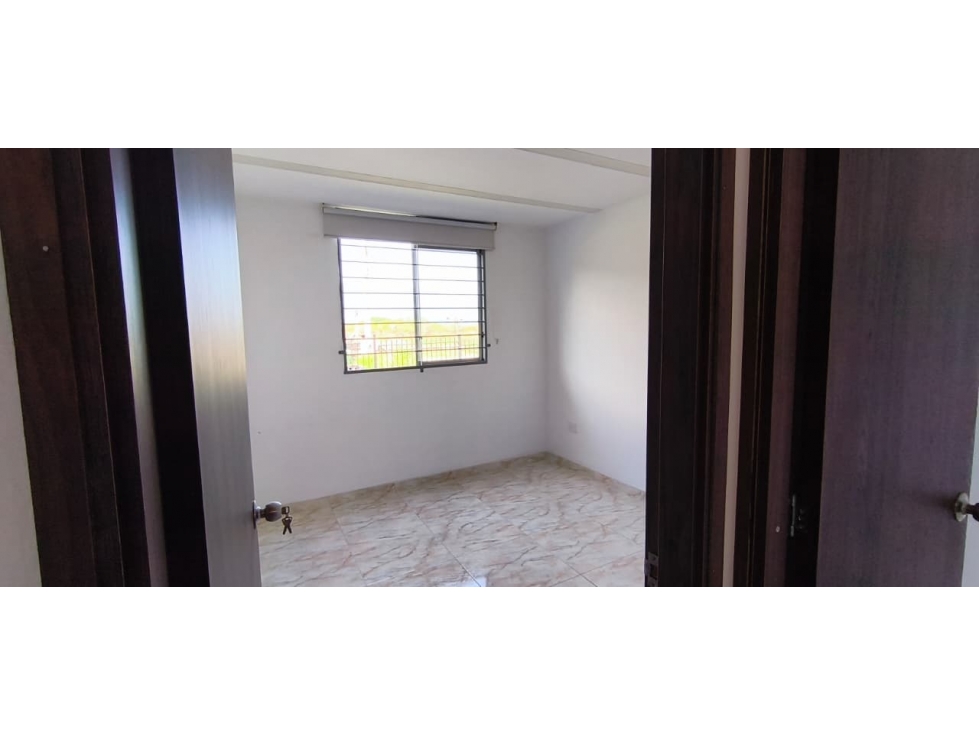 SE ARRIENDA APTO 102 TO 6 EN C.R. CIMARA IBAGUE SECTOR PICALEÑA - MLP - 5
