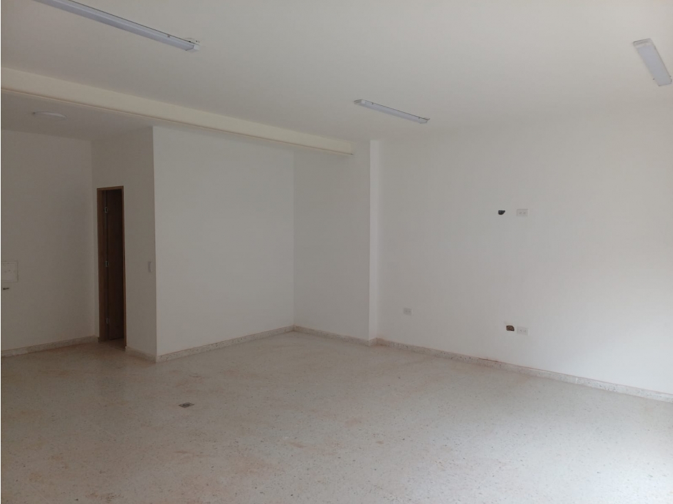 SE ARRIENDA LOCAL COMERCIAL EN B/LAS FERIAS BOGOTA L1 — foto 3