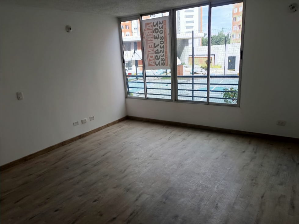 SE ARRIENDA APARTAMENTO EN C.R. ROMERO MADRID C/MARCA - NOPA — foto 2