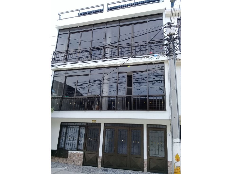SE VENDE CASA EN LA CIUDAD DE IBAGUE - PICALEÑA