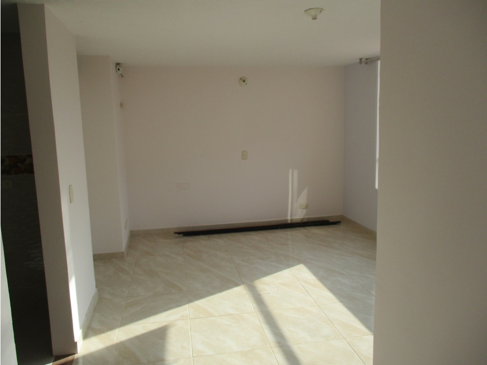 SE ARRIENDA APTO EN C.R LA GRANDEZA III - SOACHA MSRD — foto 2