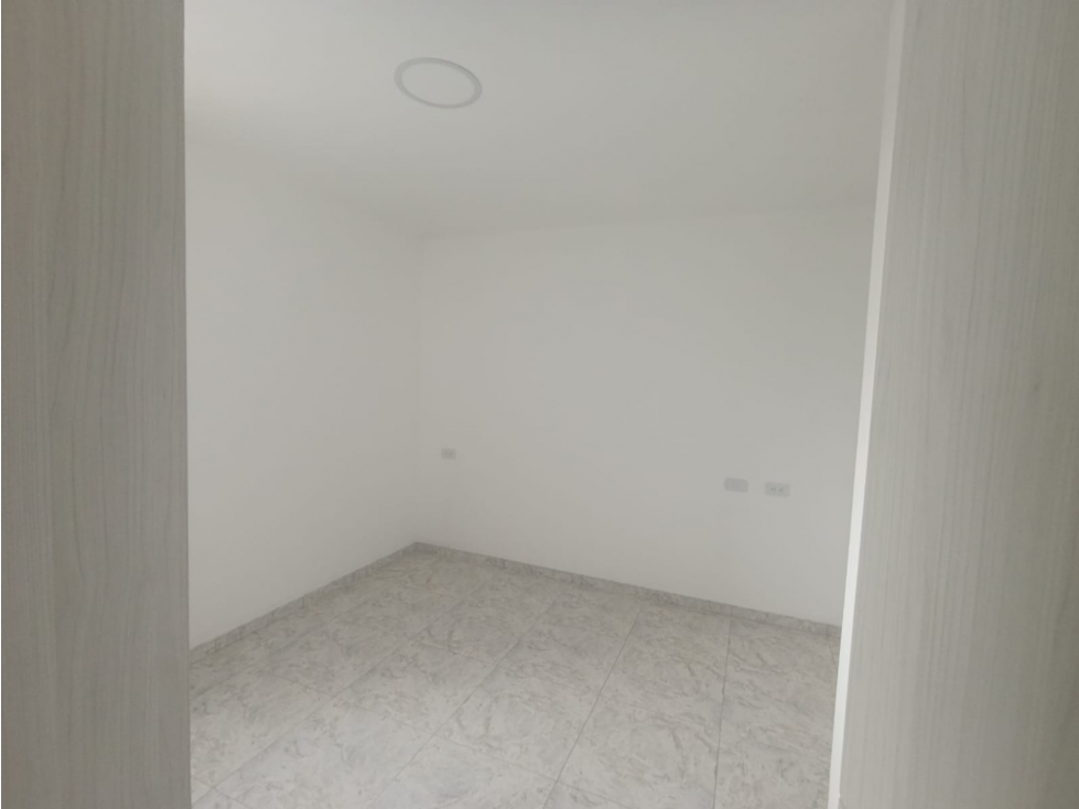 SE ARRIENDA APARTA ESTUDIO ED. RODAS B/ VILLEMAR - 404 DRM — foto 5