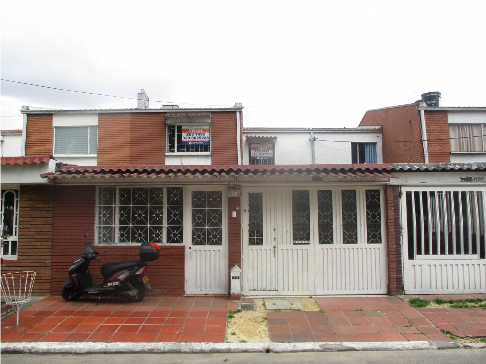 SE VENDE CASA EN B/ MANDALAY - KENNEDY