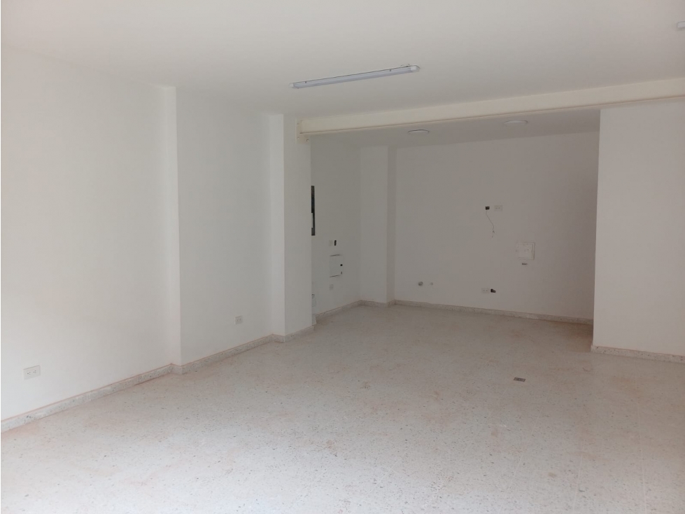 SE ARRIENDA LOCAL COMERCIAL EN B/LAS FERIAS BOGOTA L1 — foto 4