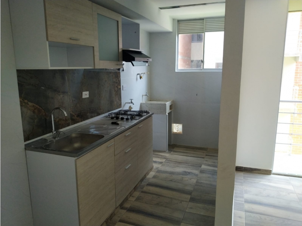 SE VENDE APTO 202 TO 18 EN C.R. CIMARA IBAGUE SECTOR PICALEÑA