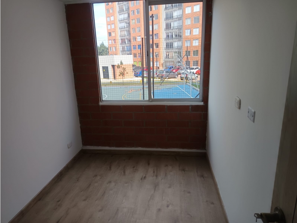 SE ARRIENDA APARTAMENTO EN C.R. ROMERO MADRID C/MARCA - NOPA — foto 5