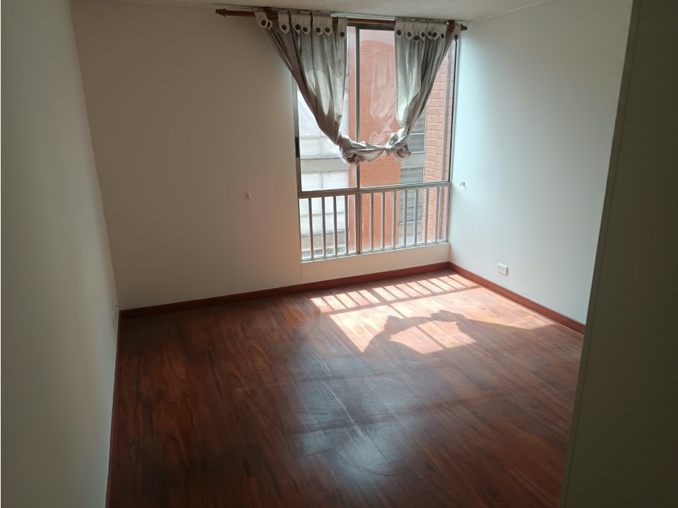 SE ARRIENDA APARTAMENTO BOSQUES DE MODELIA 1-506 - LC — foto 3