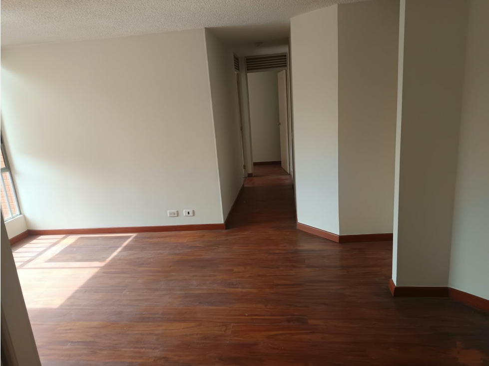 SE ARRIENDA APARTAMENTO BOSQUES DE MODELIA 1-506 - LC — foto 2