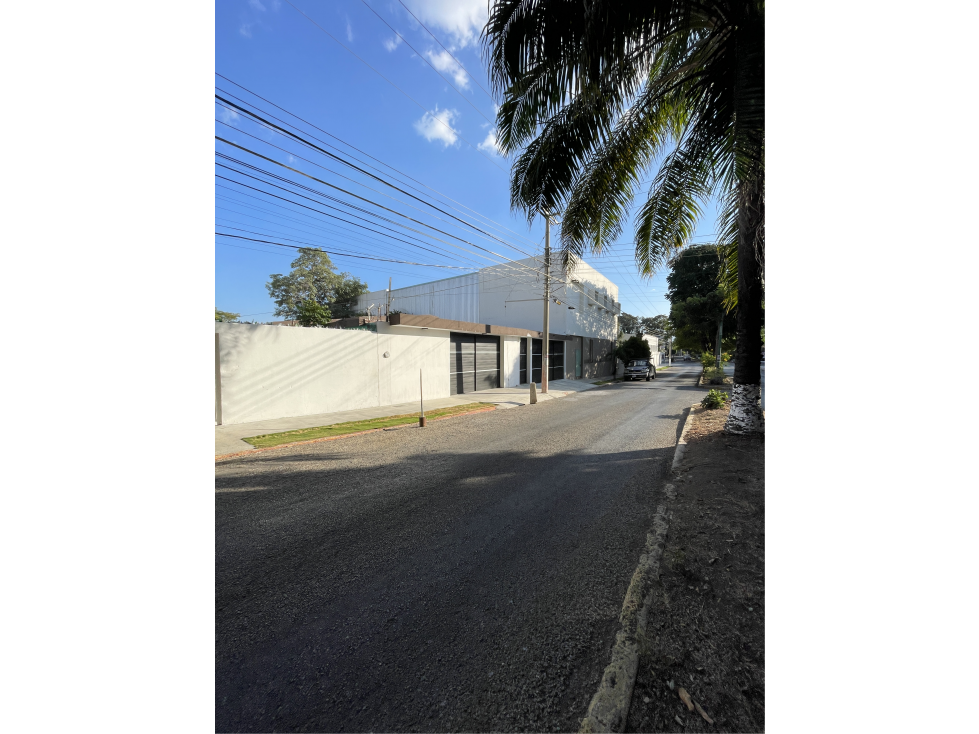 RESIDENCIA EN VENTA COLONIA LOS LAURELES - 2