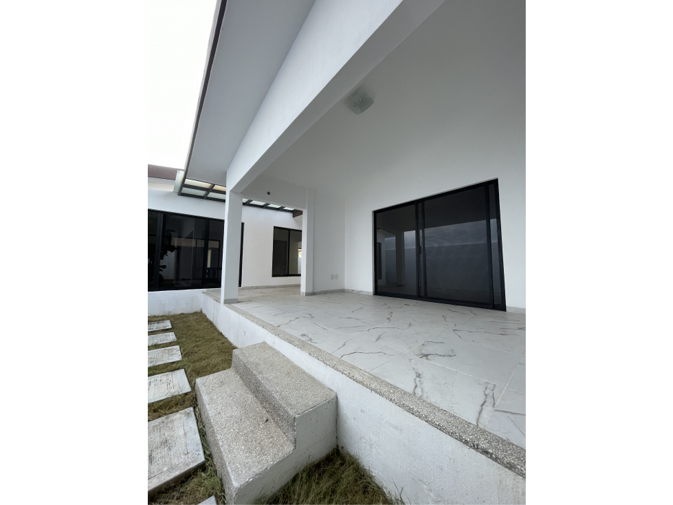 RESIDENCIA EN VENTA COLONIA LOS LAURELES - 1