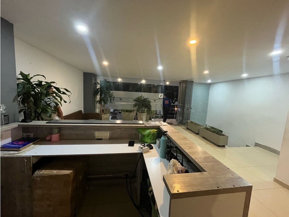 VENTA EDIFICIO APARTAESTUDIOS EN EL INGENIO CALI VALLE - 1