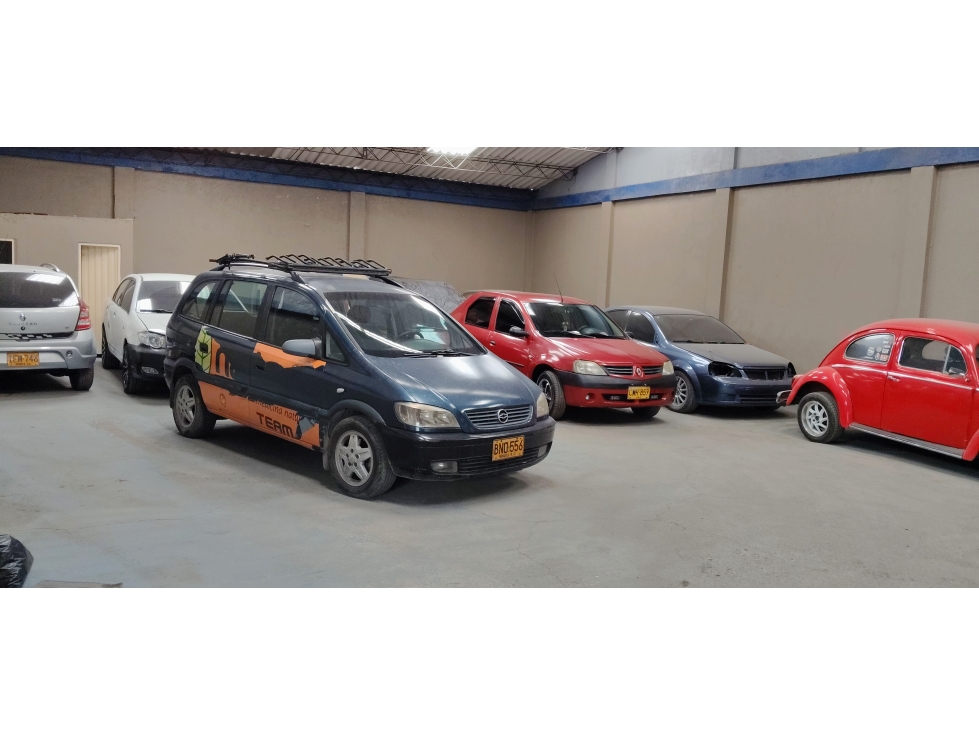 Venta Bodega de uso mixto, con 2 aptos y tres Locales más terraza — foto 2