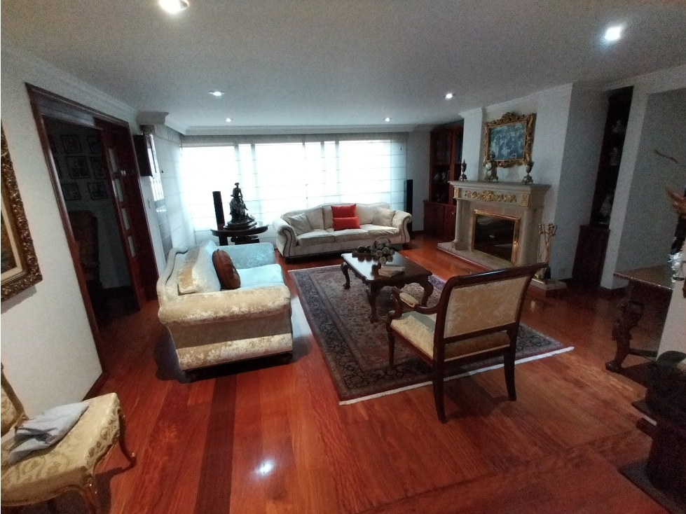 Venta apto Bogotá Santa Barbara — foto 3