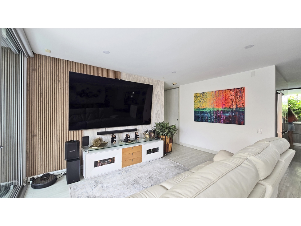 Vendo hermoso apto remodelado con doble terraza en Castropol — foto 3