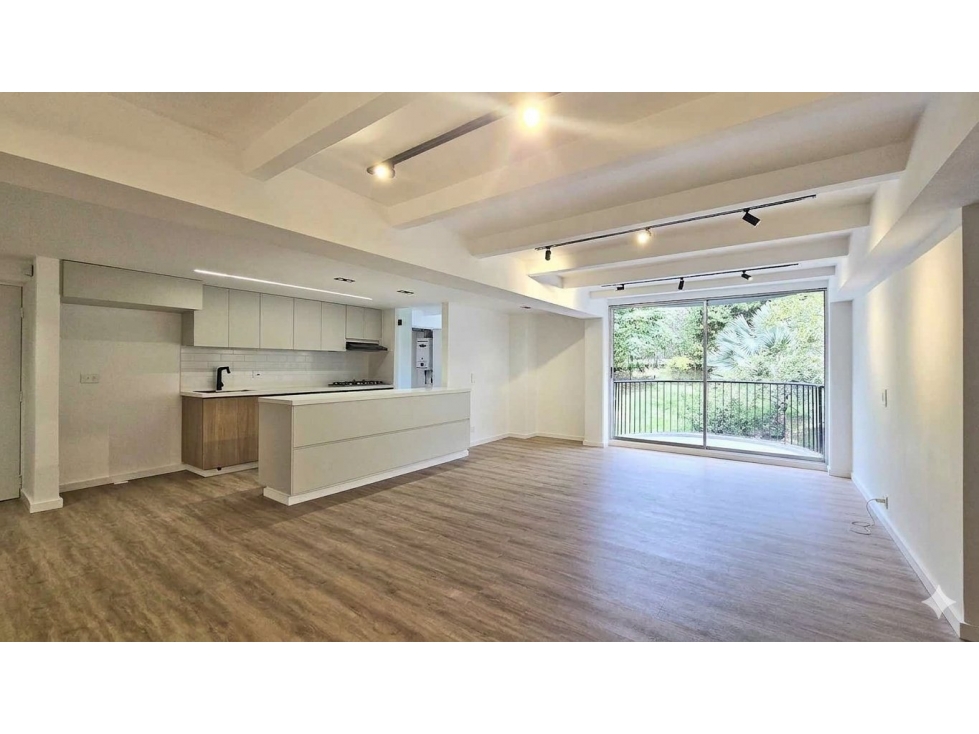Vendo hermoso apto remodelado cerca a La Visitación, unidad completa