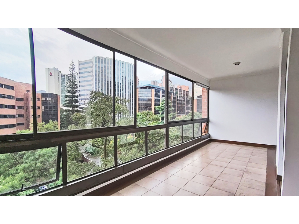 Vendo apto clásico de 197 M2 en Patio Bonito perfecto para remodelar — foto 3