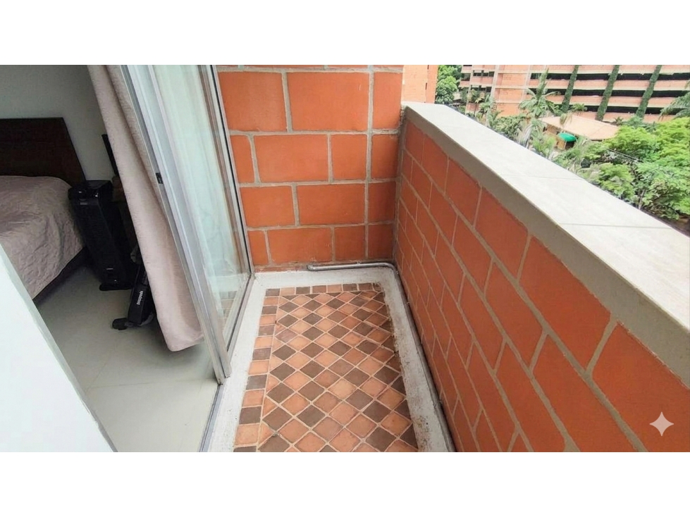 Vendo apto en Itagüí parte baja, buena vista, unidad completa — foto 5