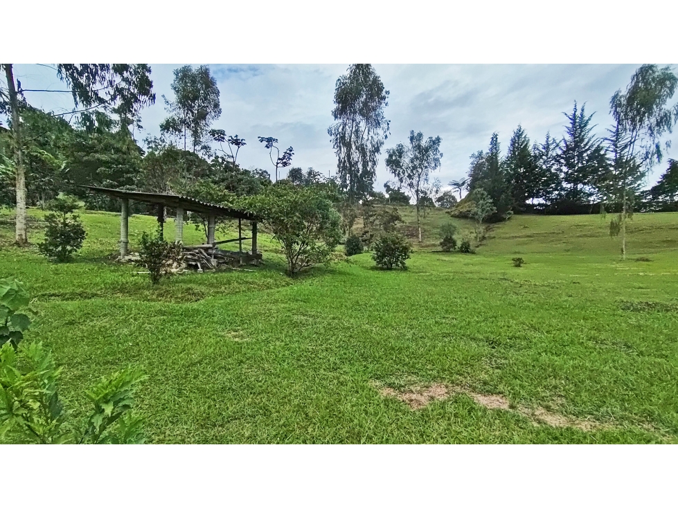 Vendo hermoso lote semi plano indep., El Tablazo Vereda La Oculta — foto 3