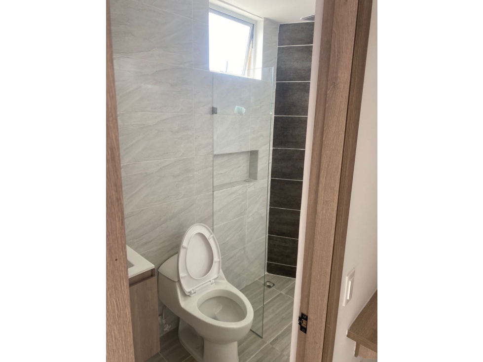 Vendo para estrenar moderno Apartaloft en Sabaneta piso medio alto - 4