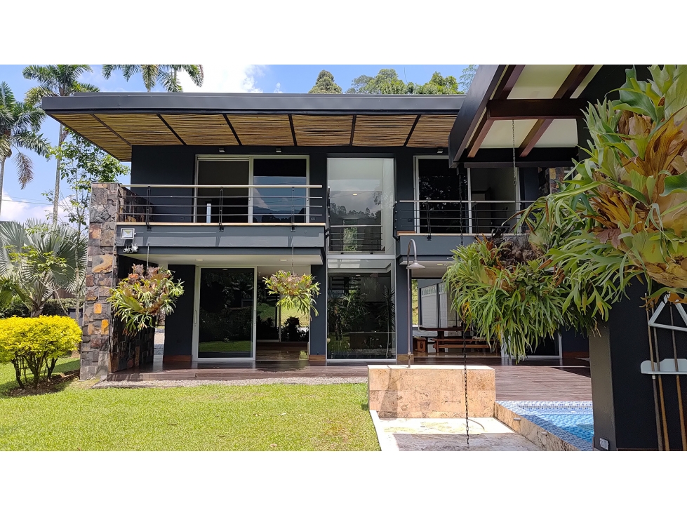 SuperRebaja de $500 mills, hoy $3650 mills, casa el Escobero Envigado — foto 3
