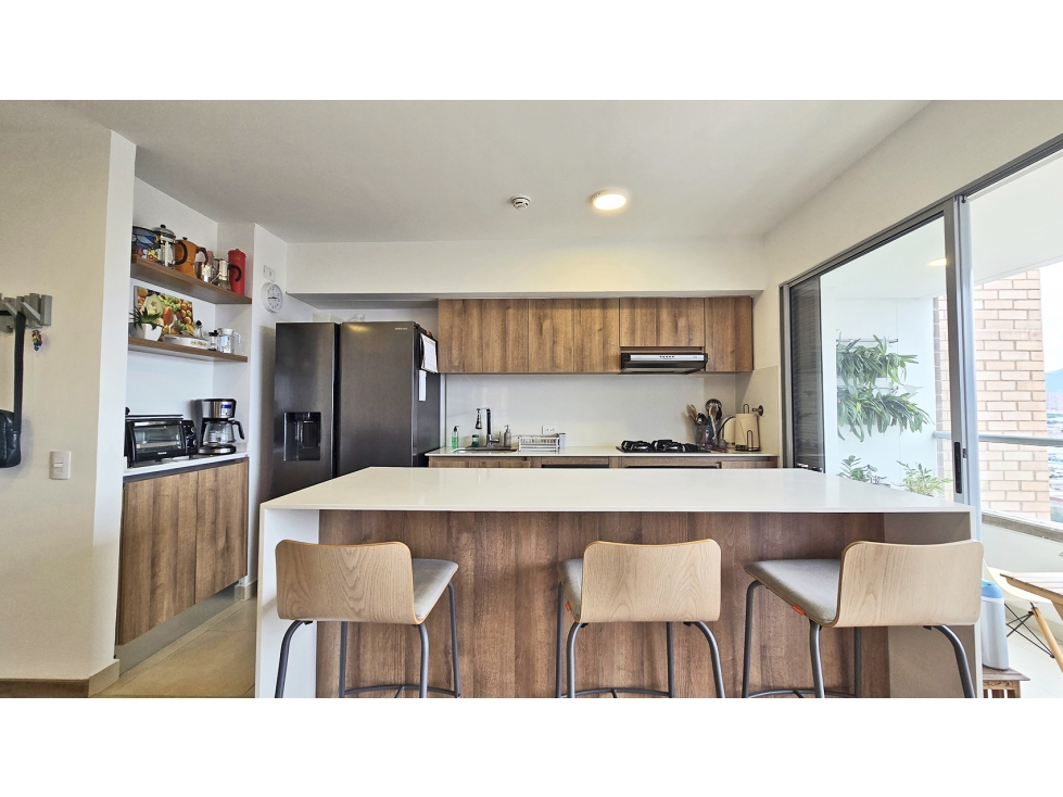 Vendo hermoso apto en Sabaneta, piso alto, super vista, U. completa — foto 6