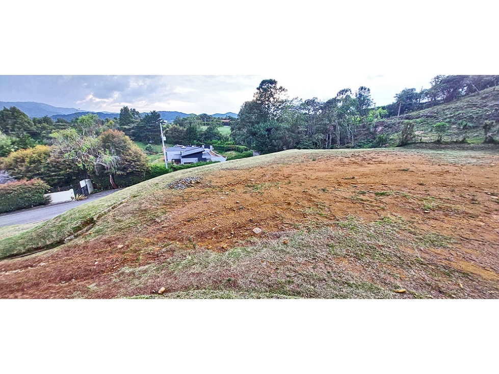 Vendo Lote en unidad cerrada en Las Palmas con buena vista — foto 3