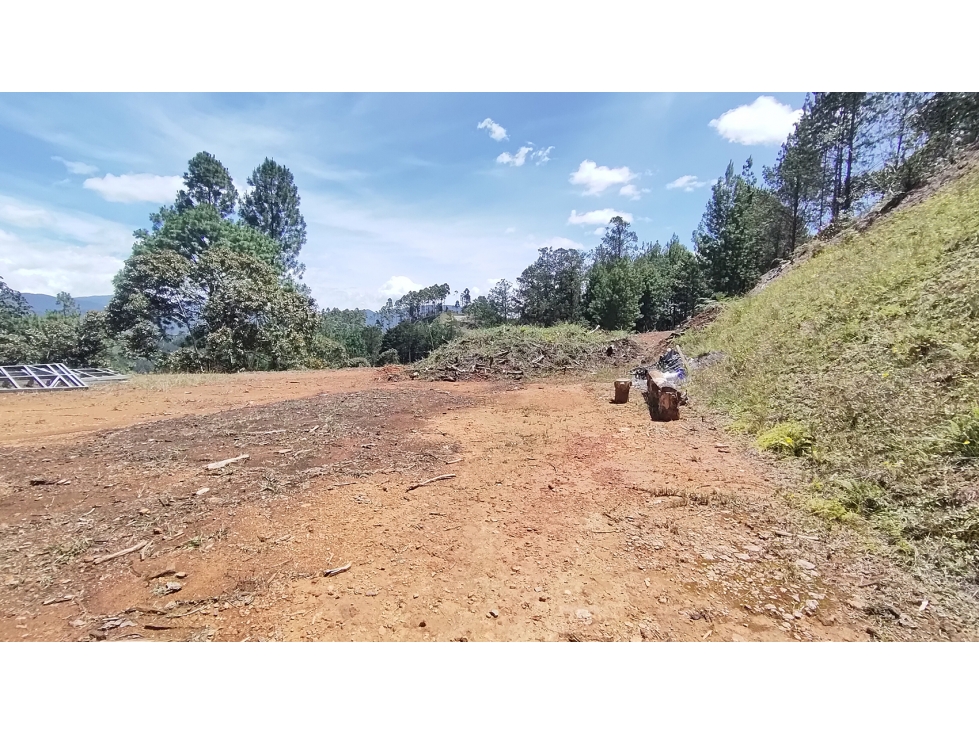 Vendo hermoso lote licencia de construcción OK, U. cerrada, El Retiro — foto 3