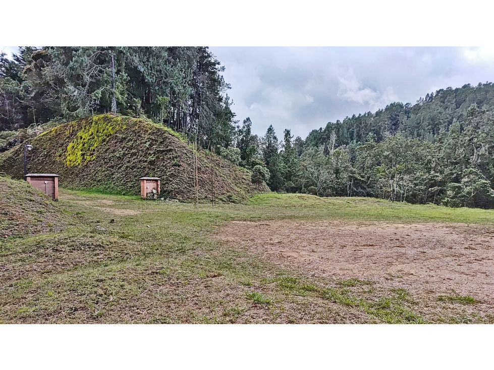 Vendo gran lote para 2 casas antes del alto de Palmas, unidad cerrada — foto 6