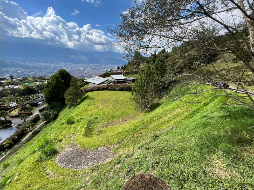 Vendo hermoso lote con vista Vía Las Palmas antes del alto — foto 2