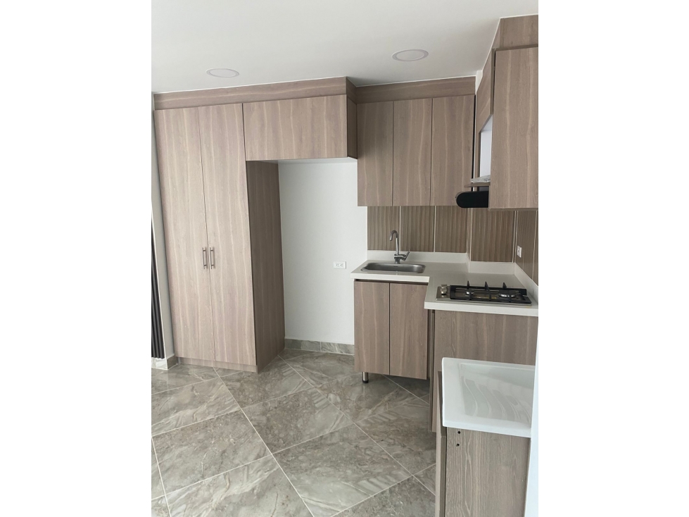 Vendo para estrenar moderno Apartaloft en Sabaneta piso medio alto - 2
